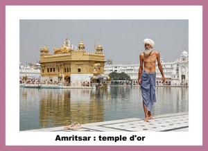 300px-Sikh_pilgrim_at_the_Golden_Temple_(Harmandir_Sahib)_in_Amritsar,_India-001