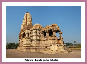 -Khajuraho_Dulhadeo temple hindou