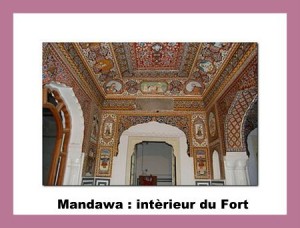 -Mandawa_fort_interior